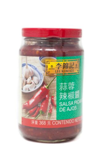 Imagen de SALSA PICANTE LEE KUM KEE CON AJO 368 g 